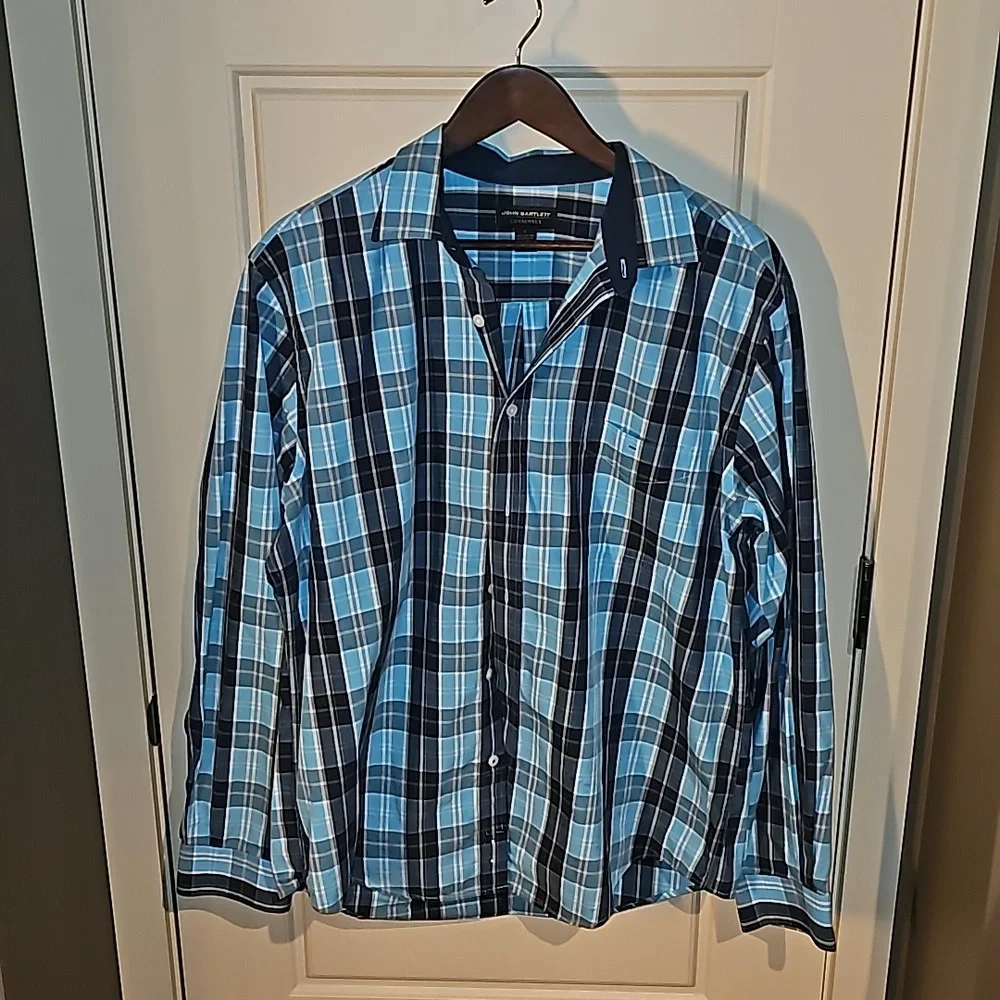 CONSENSUS men's plaid button-up Size L - Picture 1 of 5
